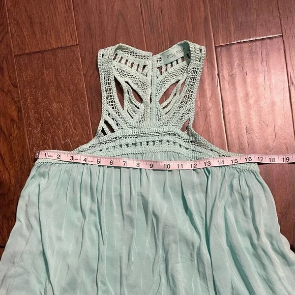 Filly Flair Crochet Flowy Lined Dress - Picture 7 of 10